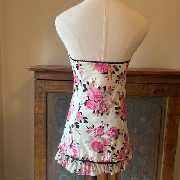 Betsey Johnson Gypsy Rose Halter Top - Picture 8 of 10